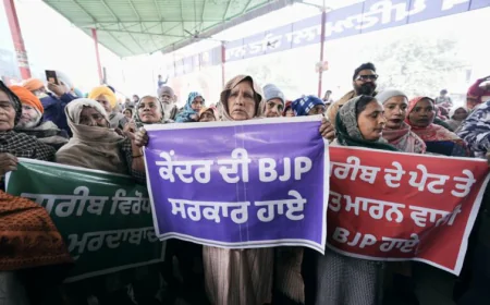 मनरेगा को लेकर नाभा की सड़कों पर उतरे सैकड़ों मजदूर, 'आप' विधायक ने फूंका पीएम मोदी का पुतला; केंद्र पर लगाए गंभीर आरोप
