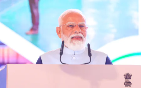 Vibrant Gujarat 2026: राजकोट में पीएम मोदी ने फूंका 'विकसित गुजरात' का शंखनाद; स्वदेशी हाट और एयरोनॉटिक्स की प्रगति देख हुए गदगद