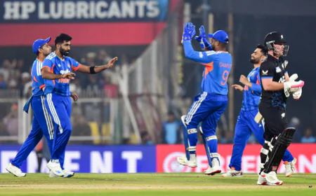 IND vs NZ 3rd T20: बुमराह की 'यॉर्कर' के आगे बेबस कीवी! न्यूजीलैंड ने भारत को दिया 154 रनों का लक्ष्य; क्या आज ही सीरीज जीतेगी टीम इंडिया?