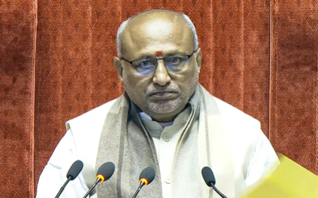 'लोकतंत्र अनुशासित हो तो सबसे बड़ी चीज है': सभापति राधाकृष्णन ने सांसदों को याद दिलाई गांधीजी की सीख, बजट सत्र को सार्थक बनाने का आह्वान