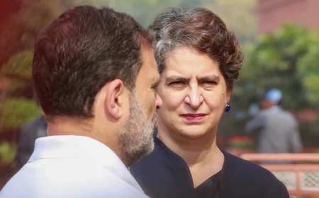 संसद लोकतंत्र का मंदिर: प्रियंका गांधी ने राहुल गांधी को बोलने से रोके जाने पर सरकार पर साधा निशाना