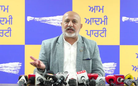 70 साल का फिक्स्ड मैच खत्म: रवनीत बिट्टू के वीडियो से AAP ने कांग्रेस-अकाली दल के 'सीक्रेट गठबंधन' को किया बेनकाब