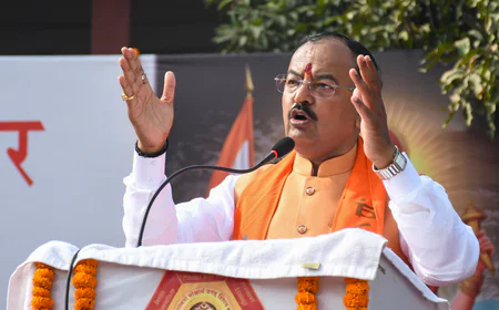 भारत में रहना है तो 'वंदे मातरम' गाना होगा : केशव प्रसाद मौर्य