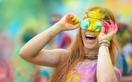 Holi Skin Care टिप्स से करें ऑयली और ड्राई स्किन की अच्छे से केयर