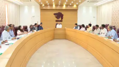 जमाखोरों की खैर नहीं! गुजरात सरकार ने बनाई 'स्टेट कोऑर्डिनेशन कमेटी', सप्लाई चेन पर रहेगी पैनी नजर