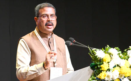 Bengal Election 2026: 'बंगाल की बेटियों को अब चुप नहीं कराया जाएगा'- धर्मेंद्र प्रधान; आरजी कर पीड़िता की मां को टिकट मिलने पर छिड़ी सियासी जंग