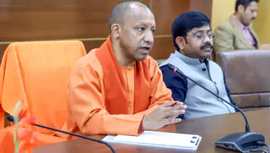 यूपी पुलिस में बंपर भर्ती: योगी सरकार 81,000 से अधिक पदों पर करेगी नियुक्ति; कानून-व्यवस्था को 'हाइ-टेक' बनाने का मास्टरप्लान