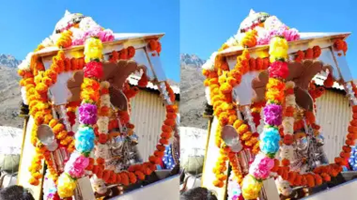 केदारनाथ धाम में पंचमुखी उत्सव डोली विराजमान, भैयादूज पर ओंकारेश्वर मंदिर के लिए होगी प्रस्थान