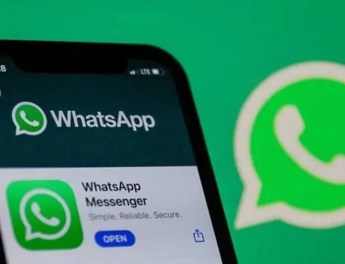 WhatsApp पर जल्द ही आने वाला है नया फीचर: प्रोफाइल में जोड़ सकेंगे सोशल मीडिया अकाउंट्स
