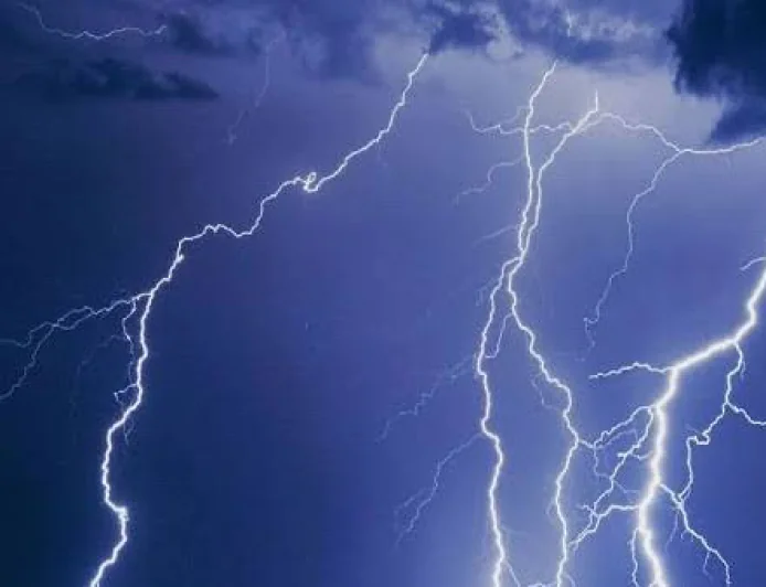 जहानाबाद में आंधी-तूफान और आकाशीय बिजली का कहर, दो की मौत