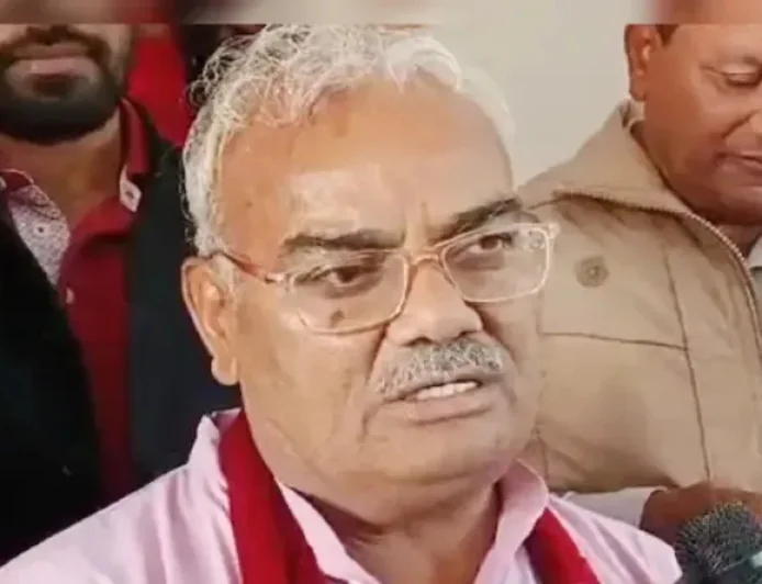 शिक्षा मंत्री का बड़ा ऐलान: तीसरी श्रेणी के 21,000 शिक्षकों को मिलेगा प्रमोशन, शिक्षकों के हित में कई अहम फैसले