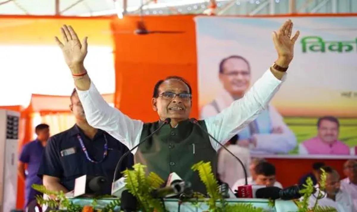 पिपरा कोठी में किसान सम्मेलन: शिवराज सिंह चौहान बोले – आधुनिक खेती से ही बढ़ेगी किसानों की आय