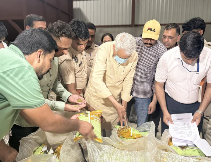 नकली खाद के बाद अब नकली बीज का पर्दाफाश, मंत्री किरोड़ीलाल मीणा की छापेमारी में बड़ी कार्रवाई
