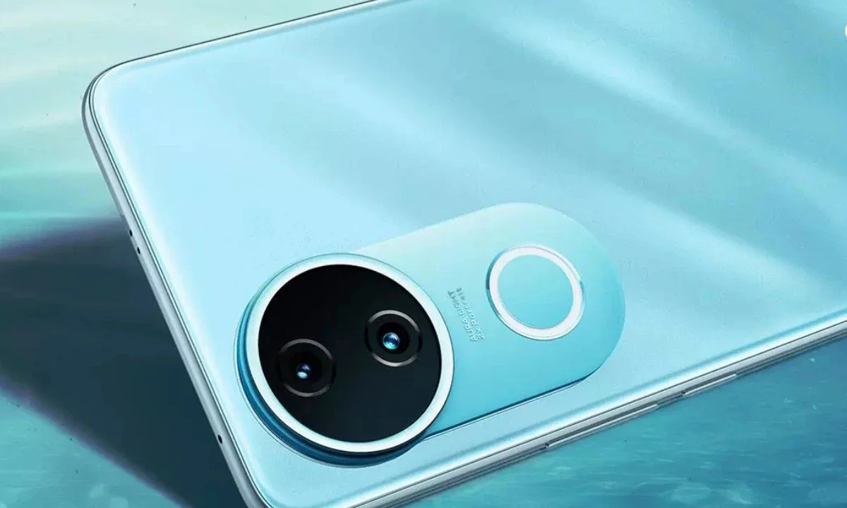 iQOO Z10R का लुक आया सामने , अपने अमेजिंग फीचर के साथ गीकबेंच पर हुआ लिस्ट