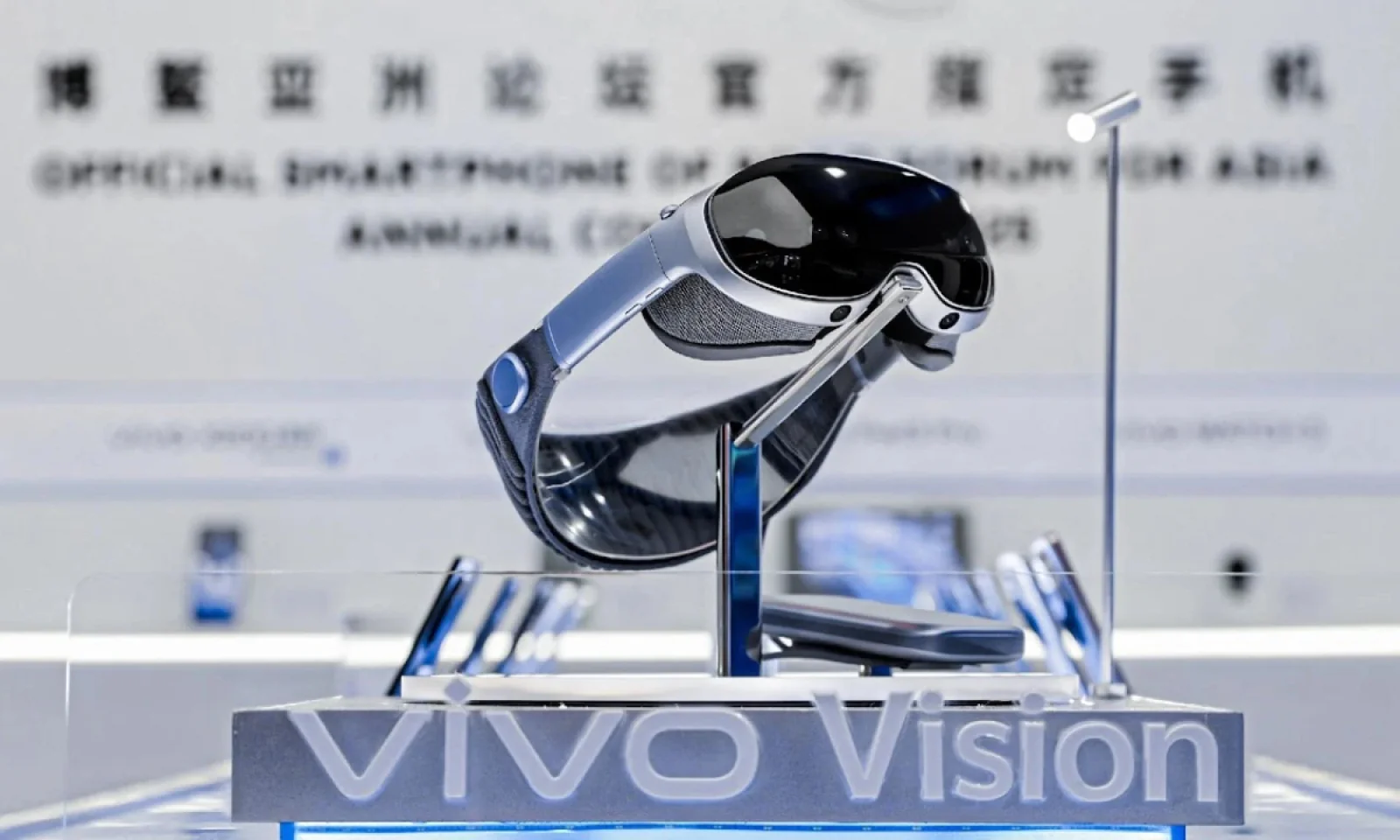 मिक्स्ड रियलिटी की नई दुनिया में Vivo Vision MR हेडसेट का पहला कदम , जल्द होगा लॉन्च