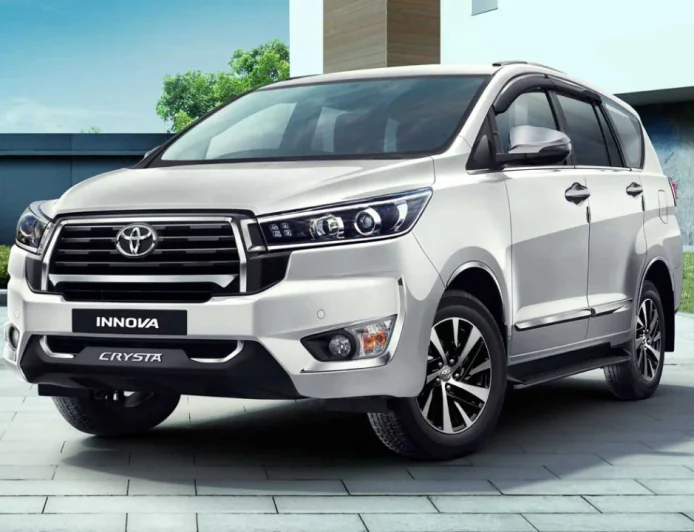 Toyota Innova Crysta 2025 लॉन्च ₹19 लाख में मिलेगा दमदार इंजन और शानदार लक्ज़री इंटीरियर्स