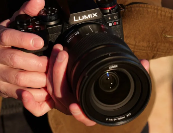 प्रोफेशनल क्रिएटर्स के लिए खुशखबरी Panasonic LUMIX S1II और S1IIE ने मचाया तहलका