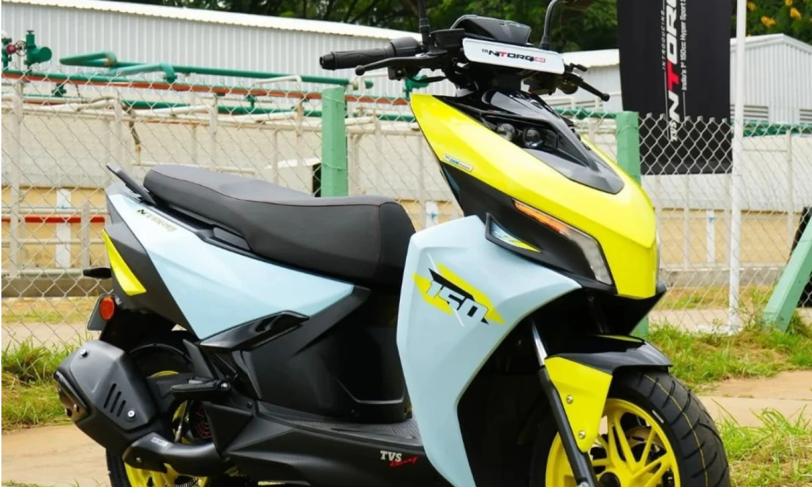 भारत में लॉन्च हुआ TVS NTorq 150 मिलेगी पावरफुल परफॉर्मेंस और स्मार्ट टेक्नोलॉजी एक साथ