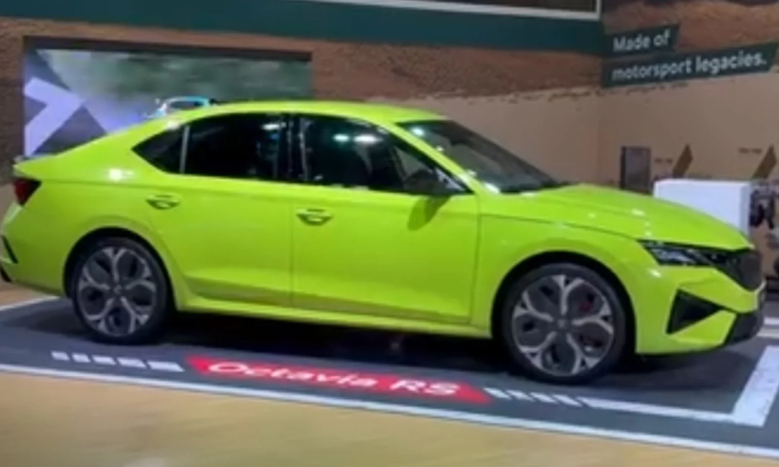 स्कोडा ऑक्टेविया आरएस 2025 जल्द आयेगी भारत में लॉन्च डेट आई सामने , जानें डिटेल्स