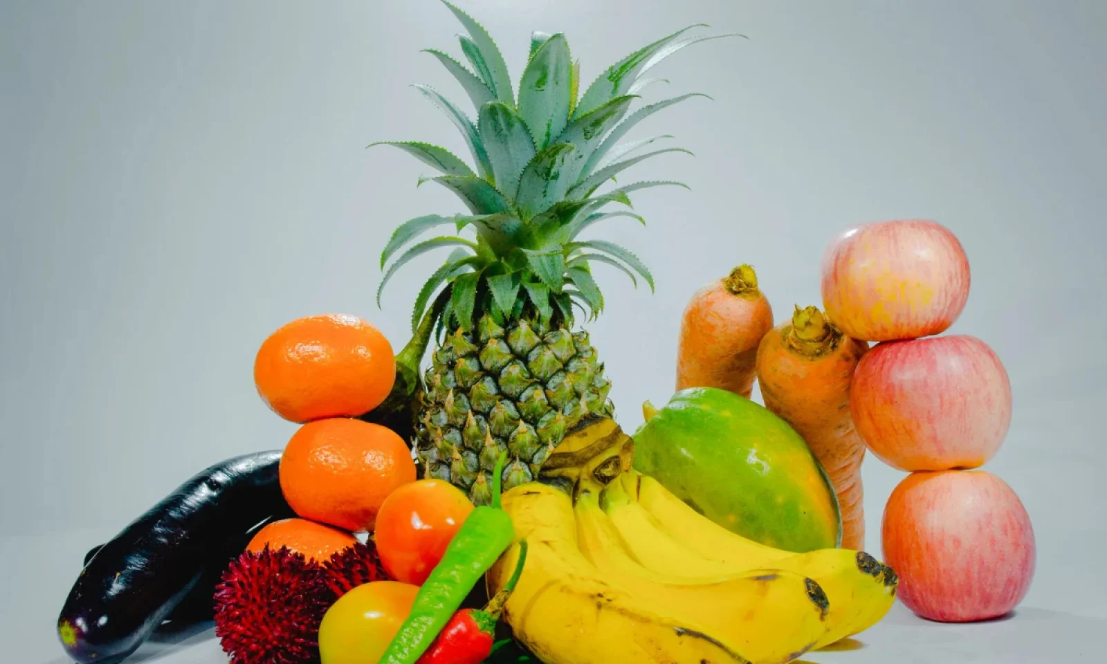 आप भी लाना चाहते है फेस पर ग्लो तो करें इन फलों का सेवन फायदे जान चौंक जाएंगे