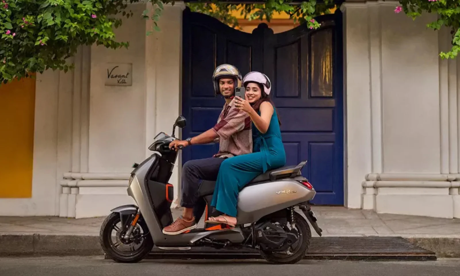 हीरो विदा VX2 गो न्यू वेरिएंट हुआ लॉन्च अब कम कीमत में मिलेगी ज्यादा रेंज जानें फीचर्स