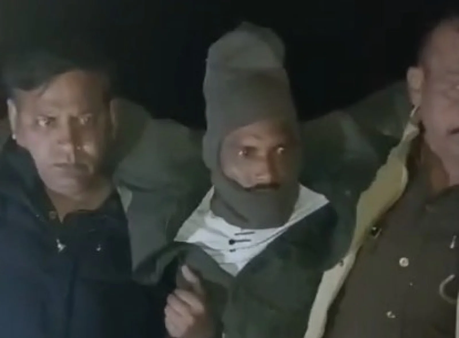 मथुरा पुलिस की बड़ी कामयाबी: कुख्यात लुटेरा आकाश उर्फ मलिंगा गिरफ्तार