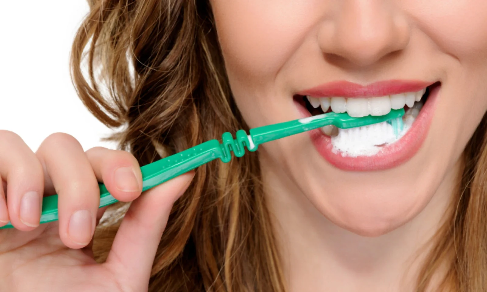 डेली ब्रश ना करने की लापरवाही से हो सकते है पार्किंसन डिजीज के शिकार