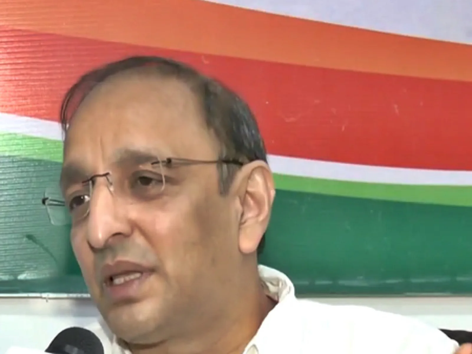 Maharashtra Politics: अंबरनाथ में कांग्रेस को बड़ा झटका, 12 पार्षद भाजपा में शामिल; कांग्रेस अब कोर्ट में देगी चुनौती