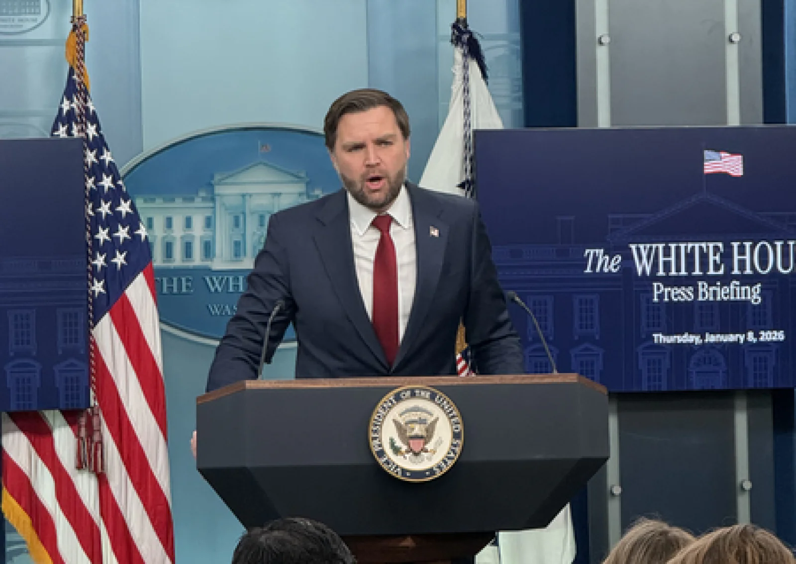 ग्रीनलैंड को लेकर अमेरिका के सख्त तेवर, जेडी वेंस बोले- 'यूरोप इसे हल्के में न ले, हमें खुद करनी पड़ सकती है कार्रवाई'