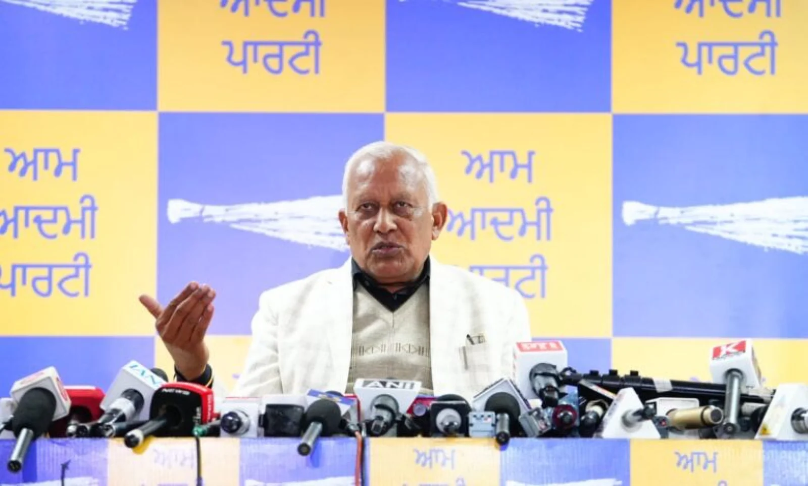 बीबीएमबी पर 500 करोड़ का टैक्स, पंजाब के मंत्री बरिंदर गोयल ने कांग्रेस को घेरा; बताया संघीय ढांचे पर हमला