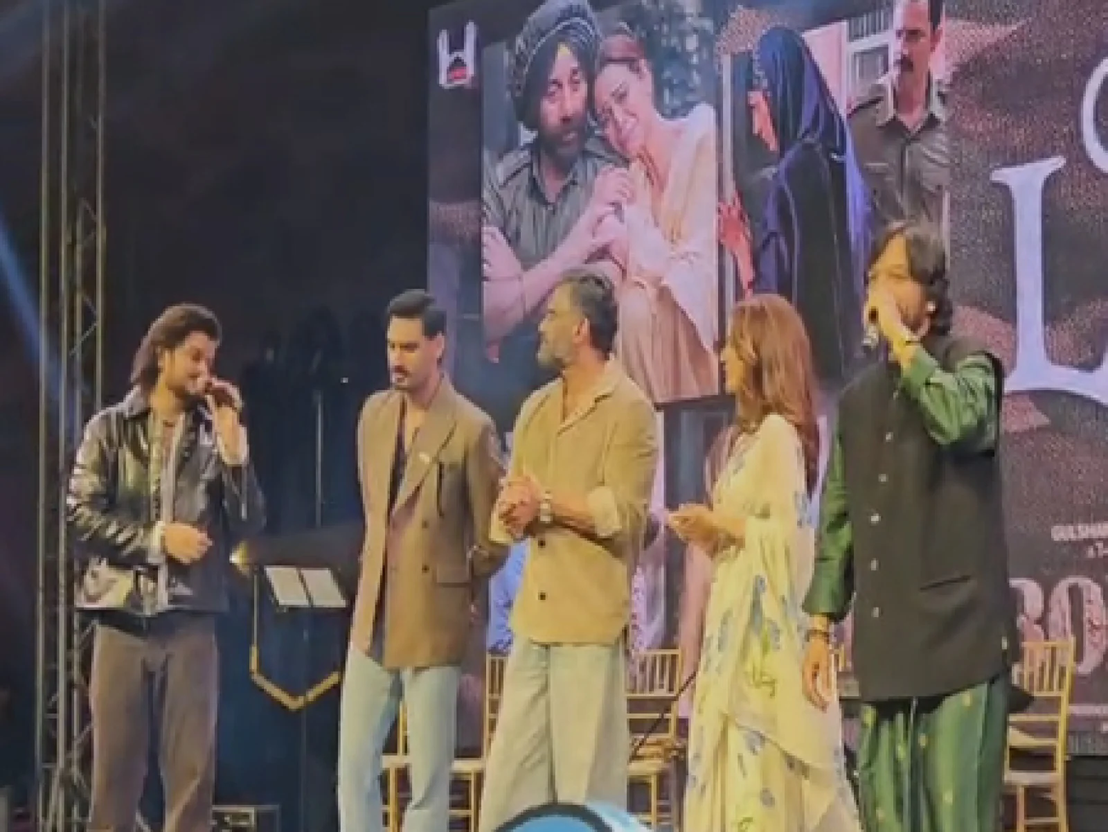 Border 2 Song Launch: 'जाते हुए लम्हें' गाने के लॉन्च पर भावुक हुए सुनील शेट्टी; बेटे अहान को अपनी जगह देख आंखों में आए आंसू, जानें कब रिलीज होगी फिल्म