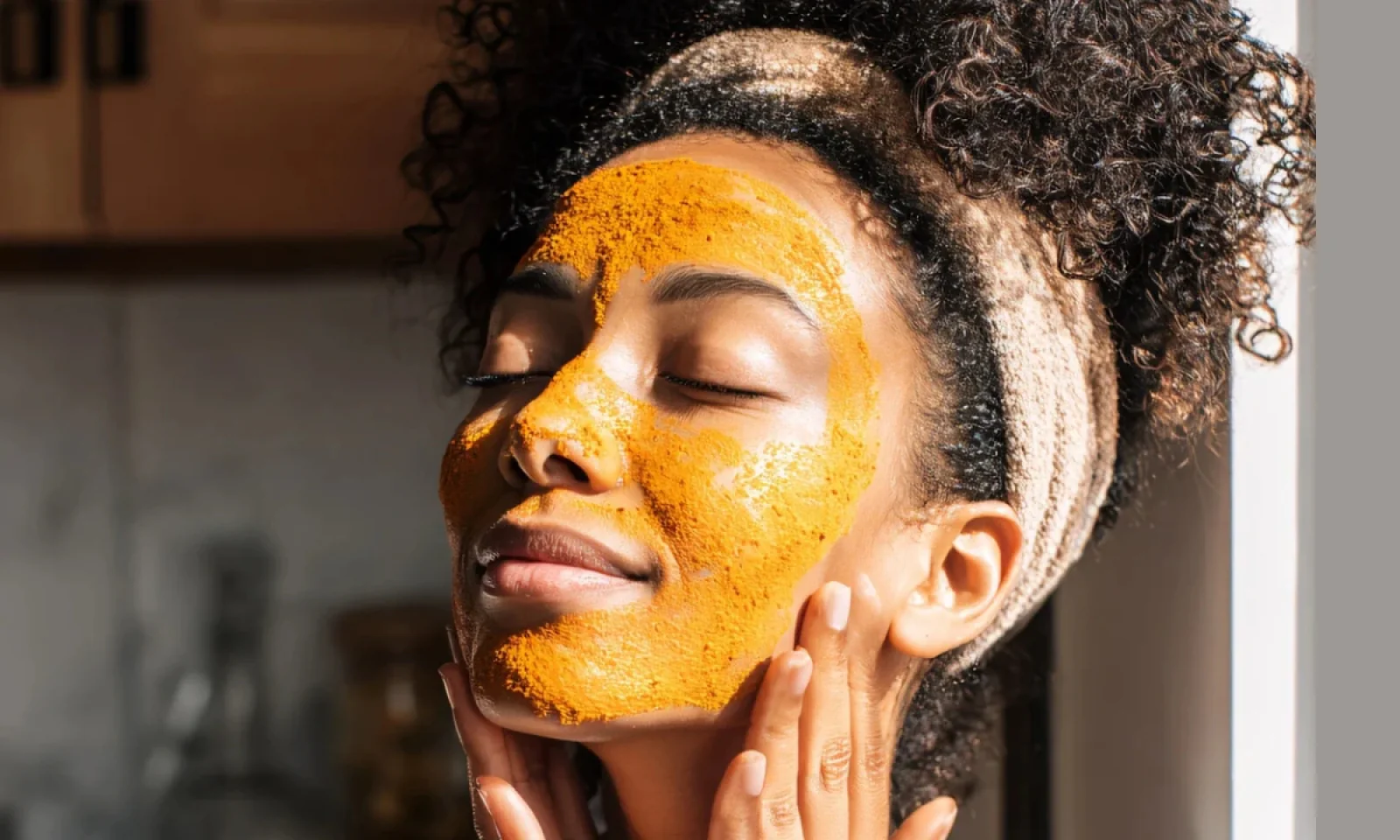 किचन में रखा यह प्रोडक्ट चमका देगा आपका चेहरा हटाएं दाग धब्बे