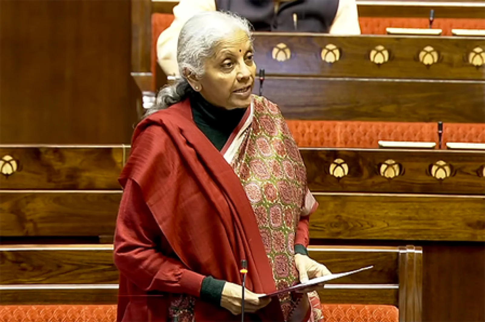 बजट 2026-27: क्या कर्मचारियों को मिलेगा 'वेतन वृद्धि' का तोहफा? 8वें वेतन आयोग के गठन के बाद पहले बजट से जुड़ी 5 बड़ी बातें