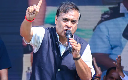 असम में अवैध घुसपैठ पर सख्ती और बढ़ेगी, सीएम हिमंत बिस्वा सरमा बोले– 2026 में कोई नरमी नहीं