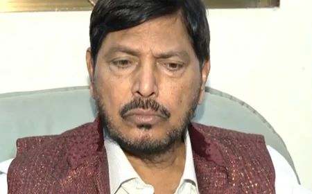 बीएमसी चुनाव से पहले राजनीति गरमाई, निर्विरोध जीत पर रामदास आठवले का विपक्ष पर तीखा हमला