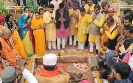 Bhojshala Basant Panchami: धार में भारी सुरक्षा के बीच शुरू हुई सरस्वती पूजा; दोपहर में होगी नमाज, 8000 जवानों की तैनाती के बीच SC का आदेश लागू