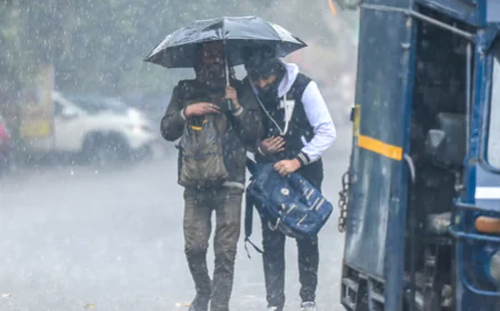 दिल्ली-एनसीआर Weather Update: बारिश के बाद हवा हुई साफ, पर अब 'हड्डियां गलाने' वाली ठंड देगी दस्तक