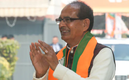 MP के 'CM राइज' स्कूलों पर बोले शिवराज: 'अस्पताल के बेड पर आया था गरीब बच्चों को प्राइवेट जैसी शिक्षा देने का विचार'; शाहगंज में भव्य स्कूल भवन का लोकार्पण!