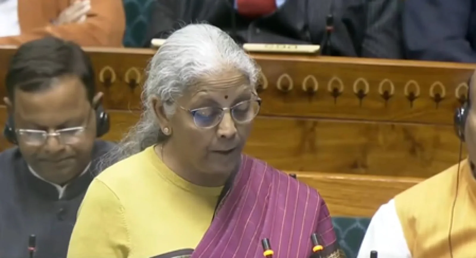 केंद्रीय बजट 2026: एक लाख नए एलाइड हेल्थ प्रोफेशनल्स तैयार होंगे, योगा और आयुष को मिलेगा वैश्विक विस्तार