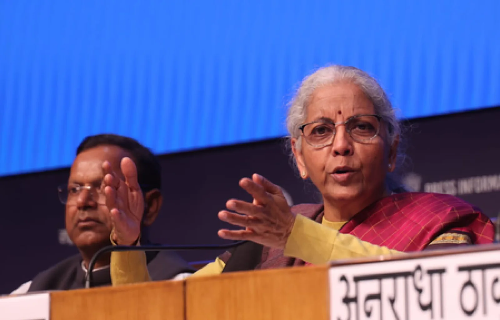 बजट 2047 का रोडमैप: अब भारत में ही बनेंगे बड़े खनिज और भारी मशीनें; वित्त मंत्री ने बताया- क्यों खास है 'रेयर अर्थ कॉरिडोर' और ₹40,000 करोड़ की नई स्कीम!