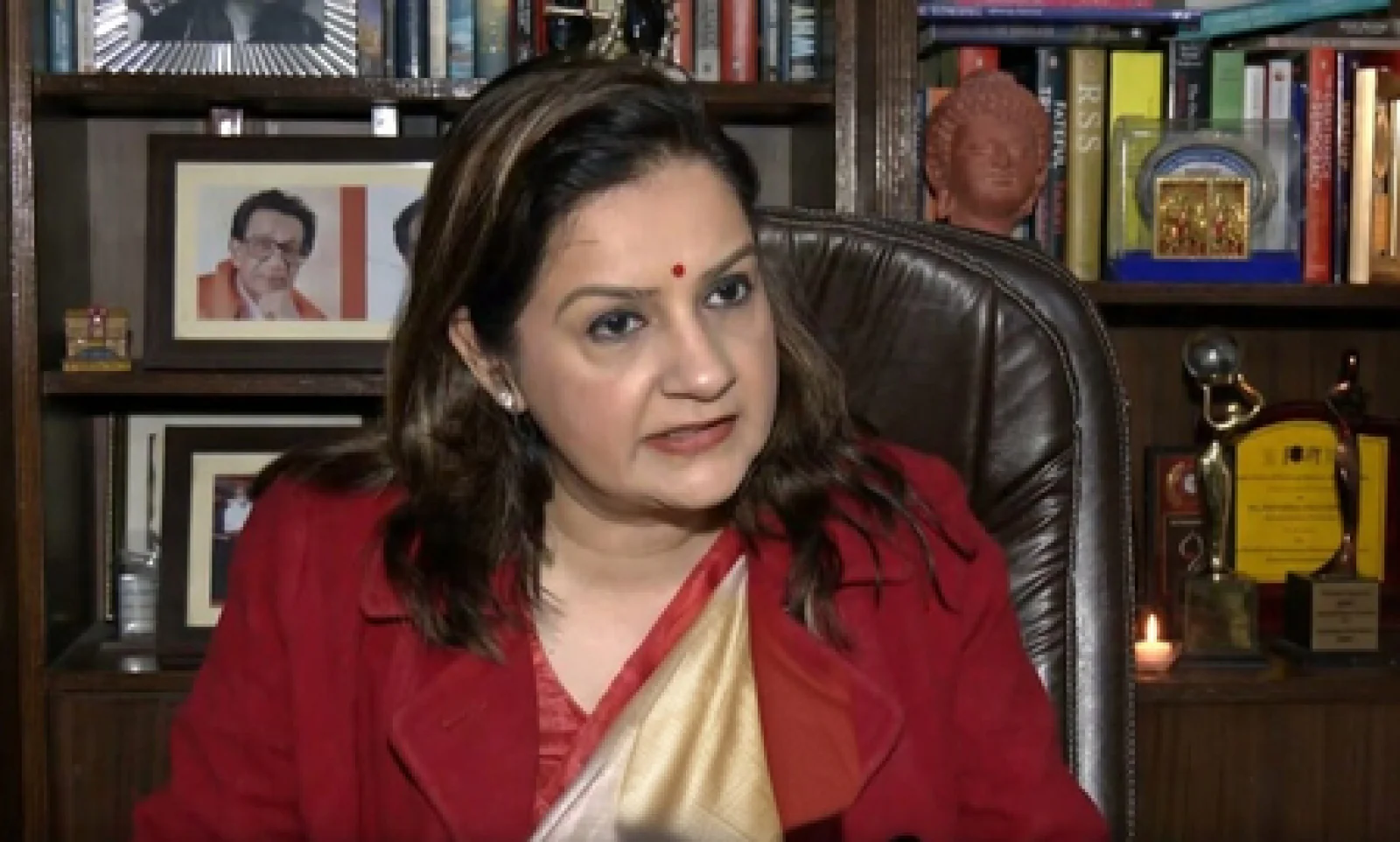 भारत-अमेरिका ट्रेड डील पर प्रियंका चतुर्वेदी का तीखा हमला: “विन-विन नहीं, किसानों के लिए खतरा”