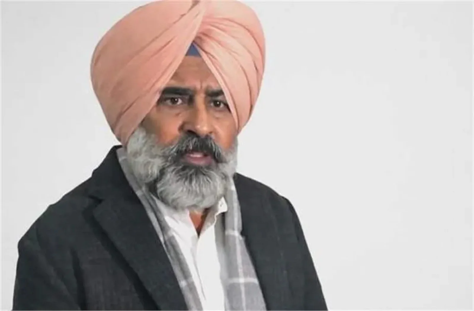 Jalandhar Murder Case : विधायक परगट सिंह ने दी चेतावनी, कहा- 'नहीं सुधरे हालात तो लग सकता है राष्ट्रपति शासन'