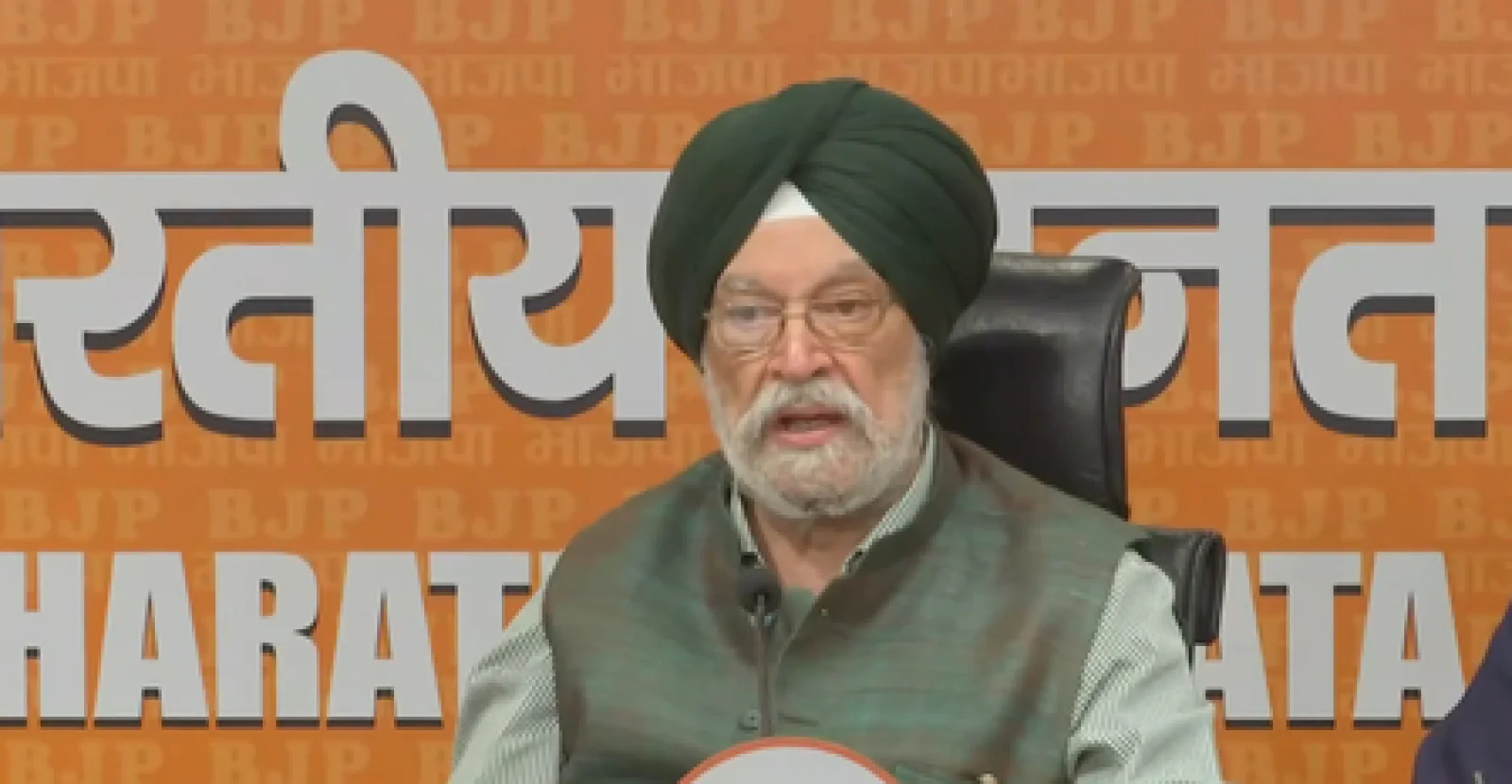 'एपस्टीन फाइल्स' विवाद पर हरदीप पुरी का पलटवार: राहुल गांधी को बताया बेबुनियाद आरोप लगाने वाला नेता