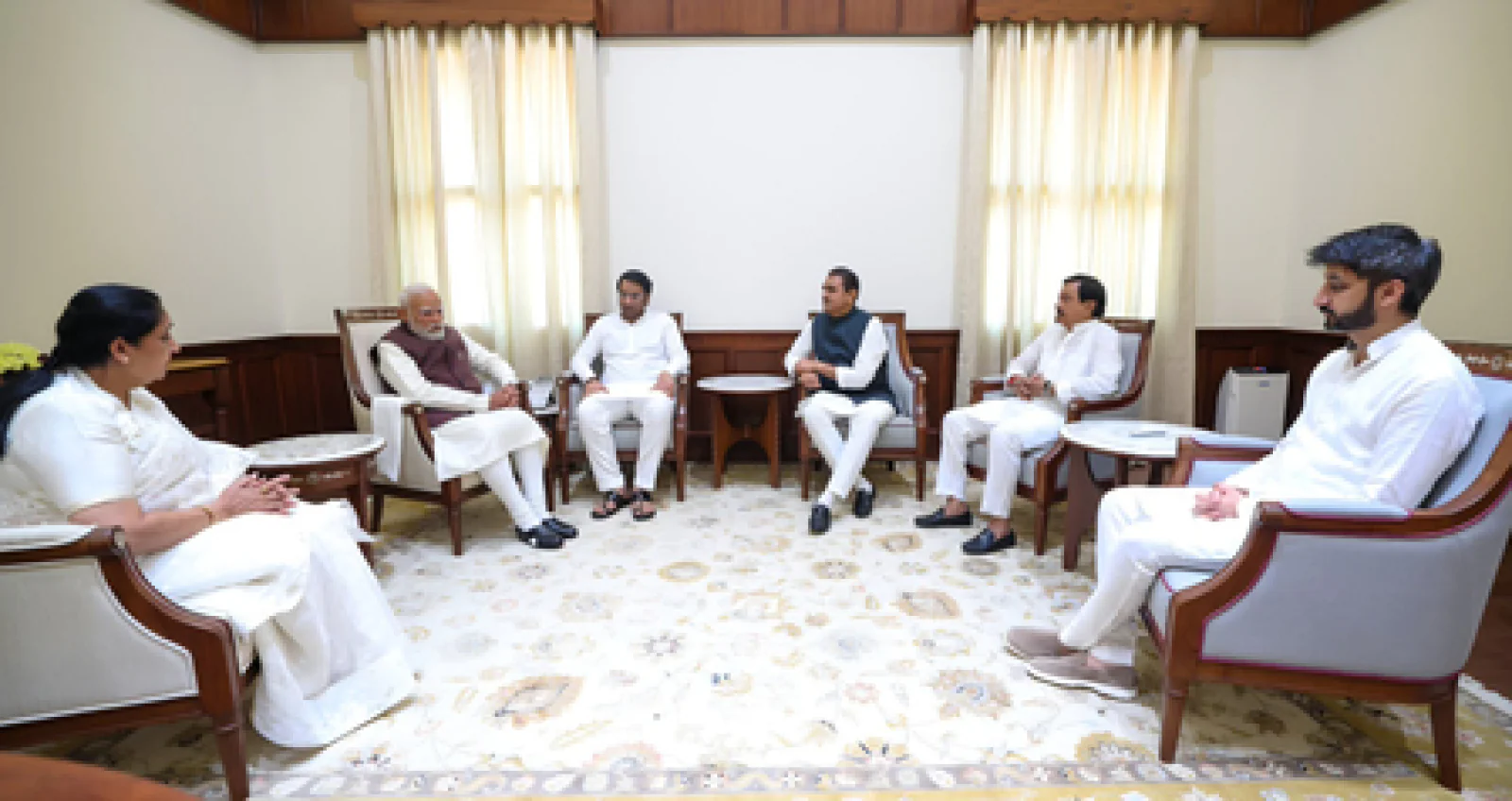 उपमुख्यमंत्री सुनेत्रा पवार की पीएम मोदी से 'खास' मुलाकात: अमित शाह बोले- "अजित दादा का विजन पूरा करना हमारा साझा कर्तव्य"