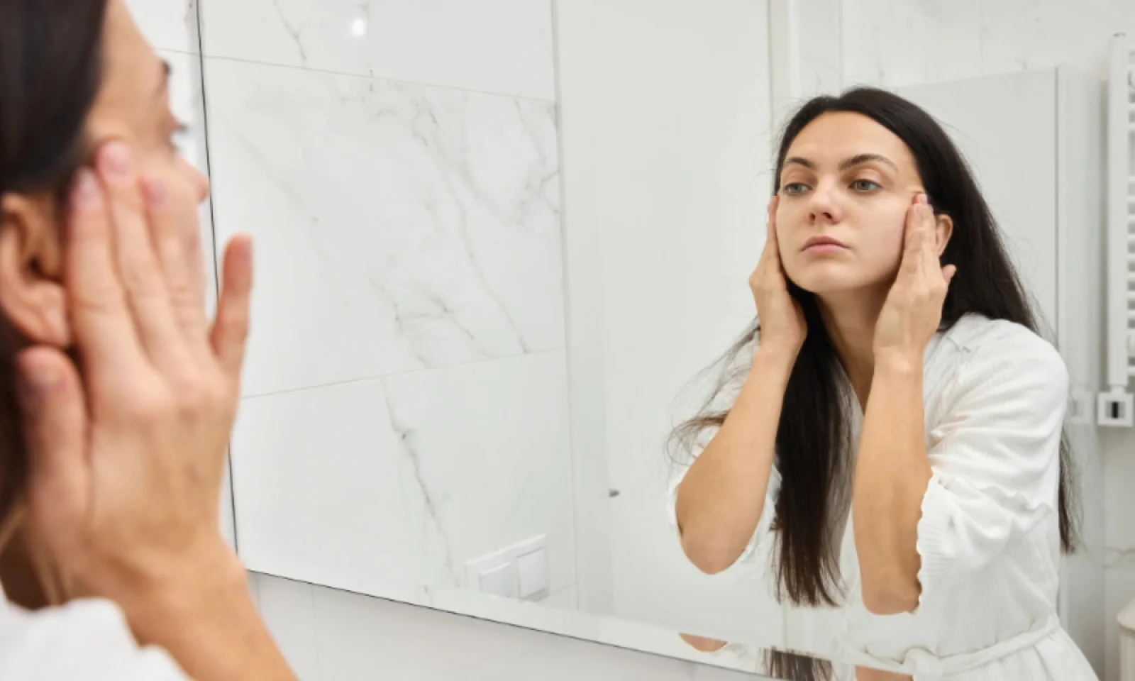 कोर्टिसोल फेस की बढ़ती प्रॉब्लम से पाएं छुटकारा जानें सिंप्टम्स और ट्रीटमेंट