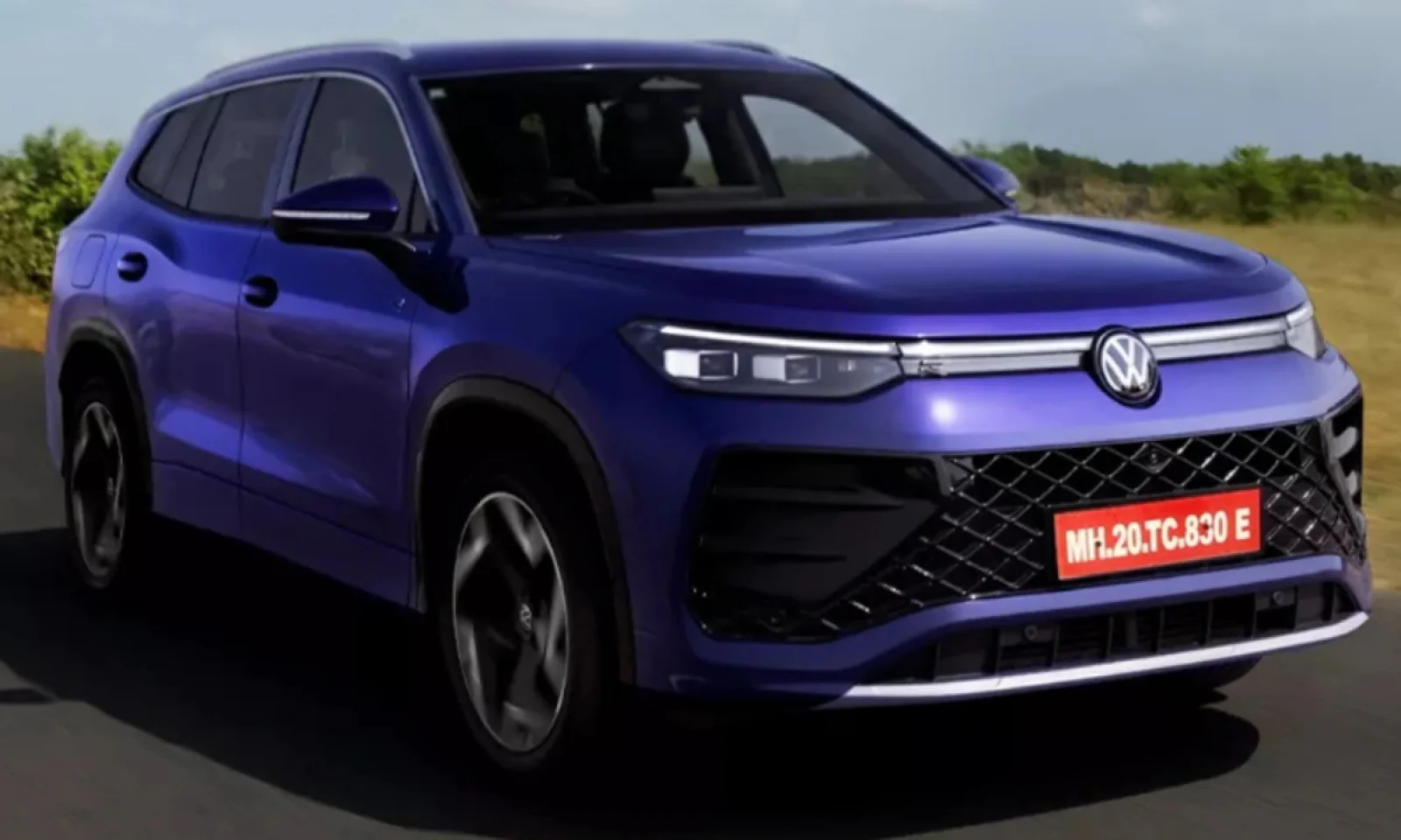 Volkswagen Tayron R Line प्रीमियम 7 सीटर SUV हुई लॉन्च जानें कीमत