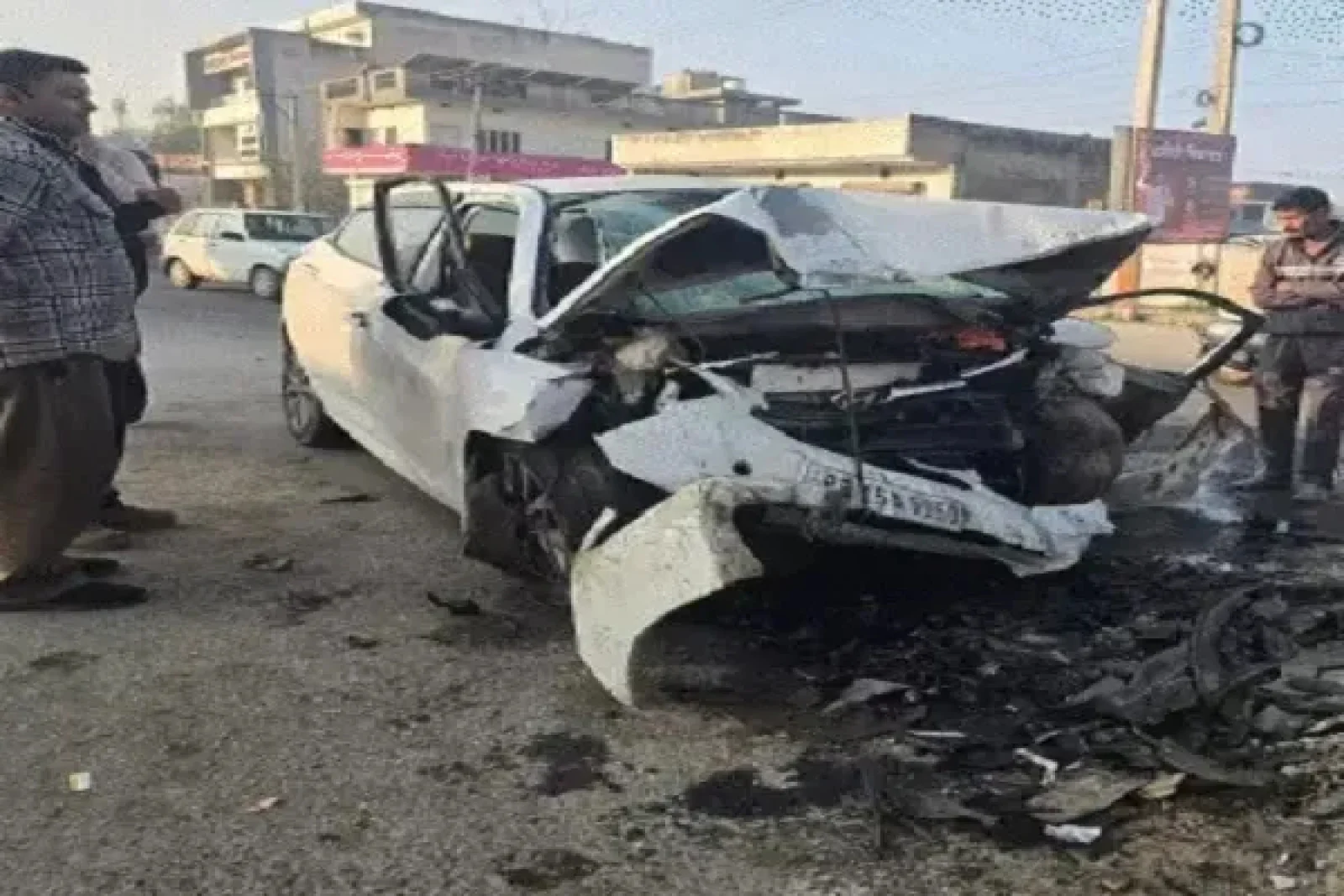 अबोहर में भीषण सड़क हादसा: अनियंत्रित कार चौक से टकराई, दो सगे भाइयों समेत तीन युवकों की मौत