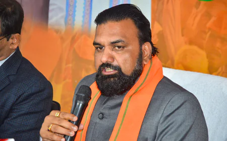 बिहार में अश्लील गानों पर नकेल: उपमुख्यमंत्री सम्राट चौधरी का सख्त निर्देश, दर्ज होगी FIR