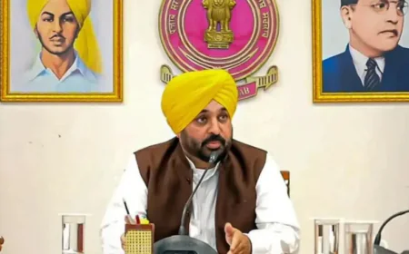 पंजाब में बड़ी कार्रवाई: मान सरकार ने दो वरिष्ठ IAS अधिकारियों को किया सस्पेंड, जानें क्या है पूरा मामला