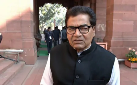 रामगोपाल यादव का निशिकांत दुबे पर पलटवार: "राहुल गांधी की सदस्यता छीनने की बात करने वालों की अपनी सदस्यता पहले जानी चाहिए"